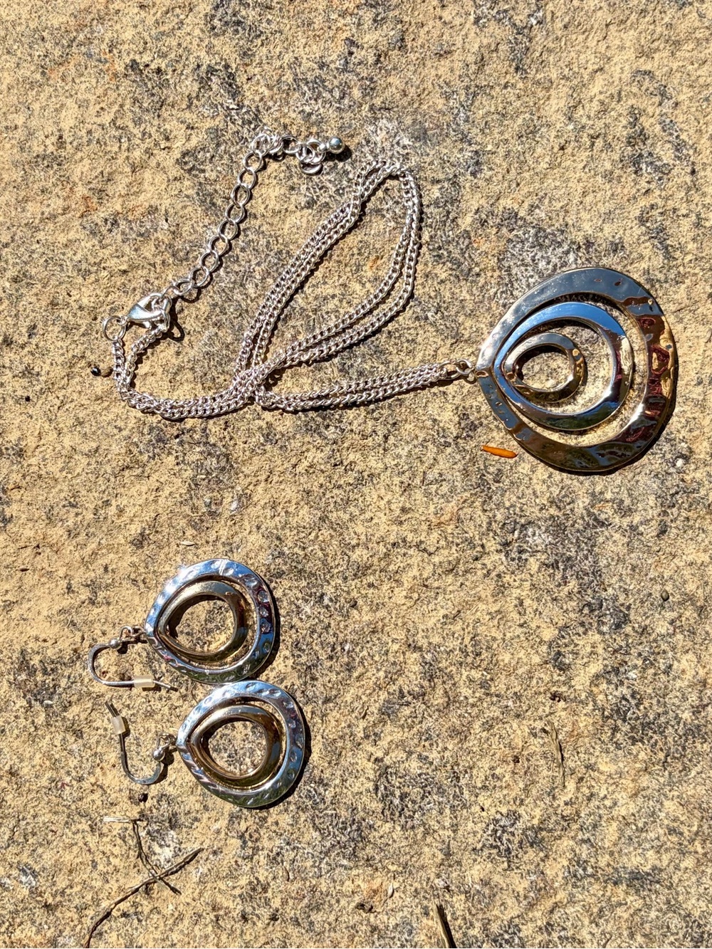 Hammered Concentric Drop Necklace and Earring Set - Silver and Gold Tone